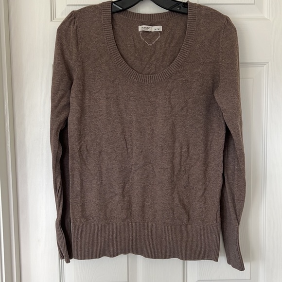 Medium Old Navy Sweater - Picture 1 of 5